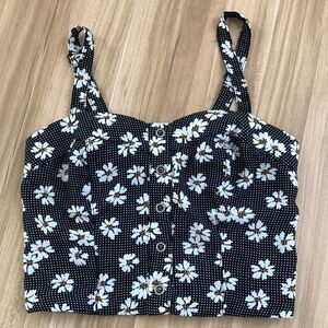 Xhiliration Daisy crop top.  Cottagecore. Size XS.
